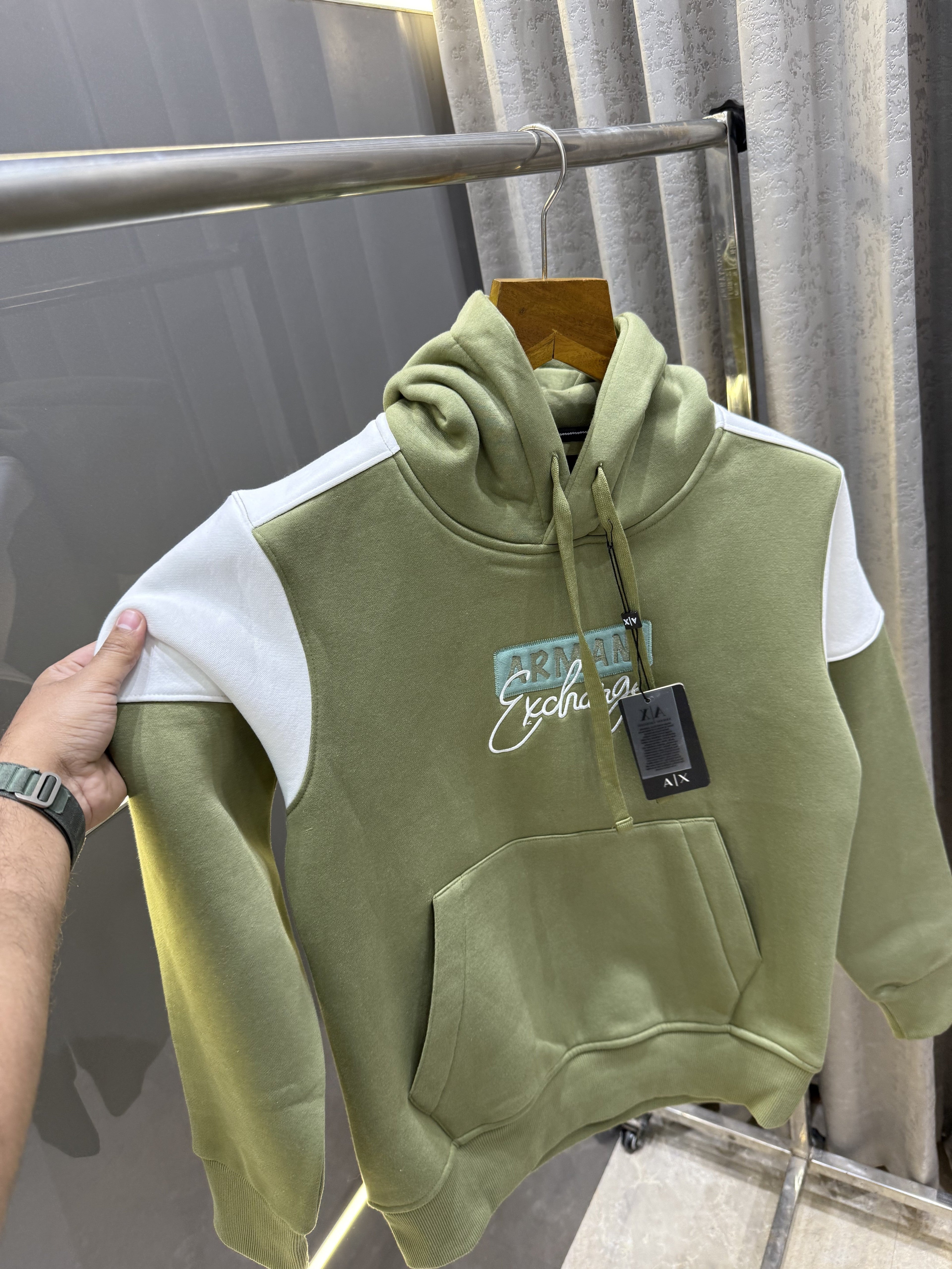 ARMAN.I OLIVE EMBROIDERY PRINT PREMIUM HOODIE