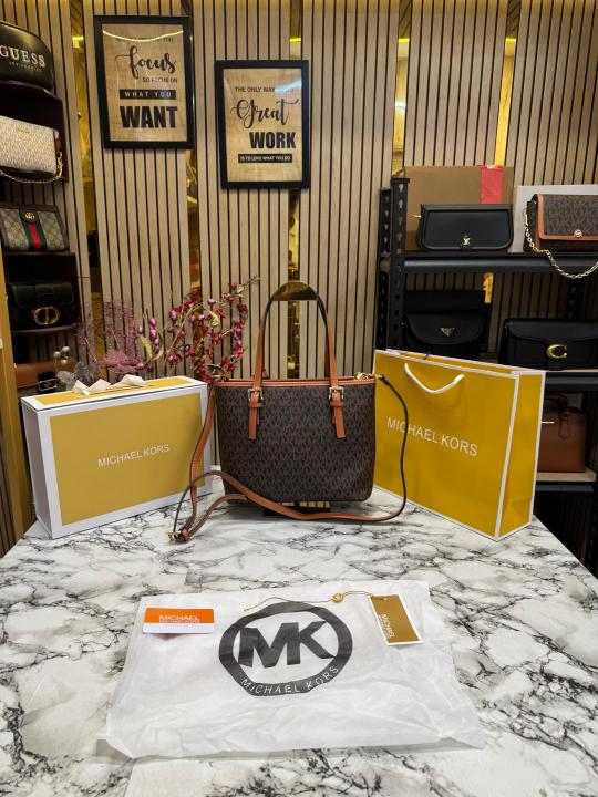 Michael  Kors Jet Set Travel With Box And Dust Bag Including Carry Bag (Brown)