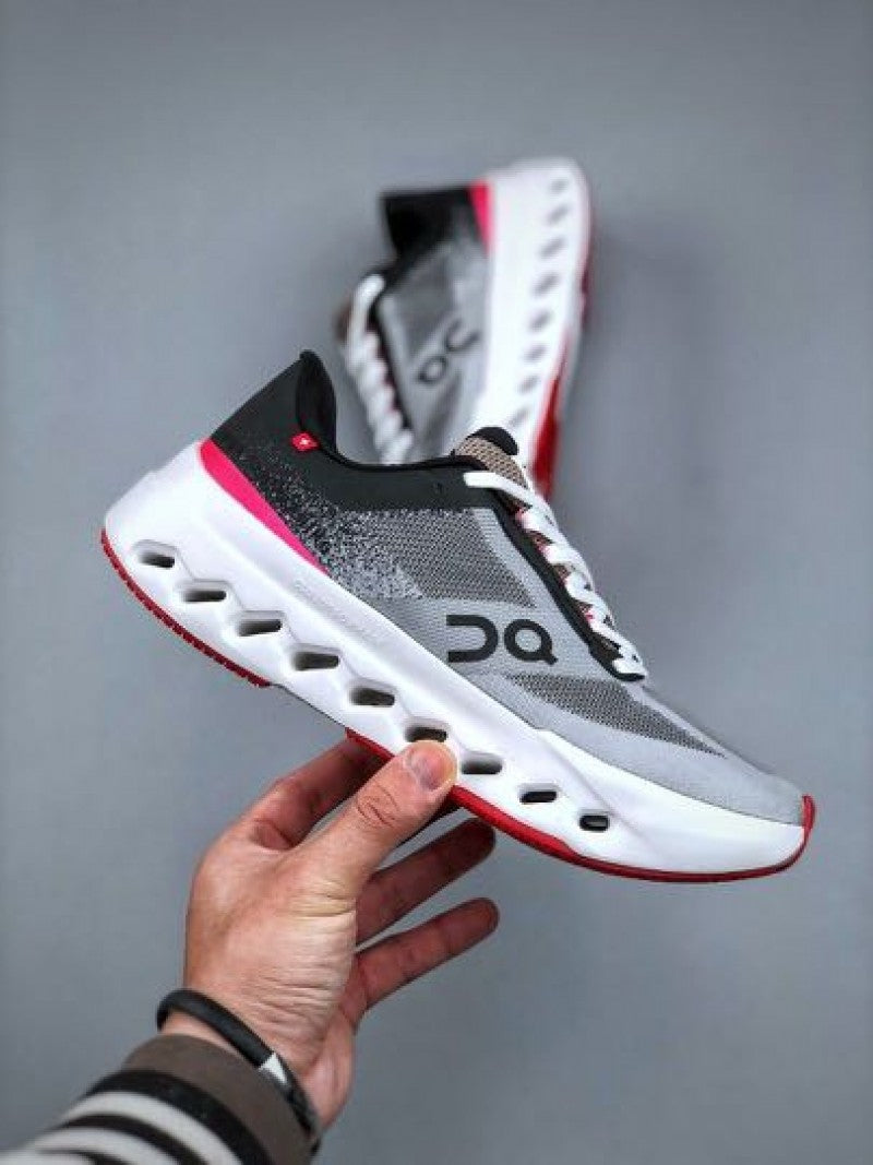 On Running Cloudsurfer Next Black Red