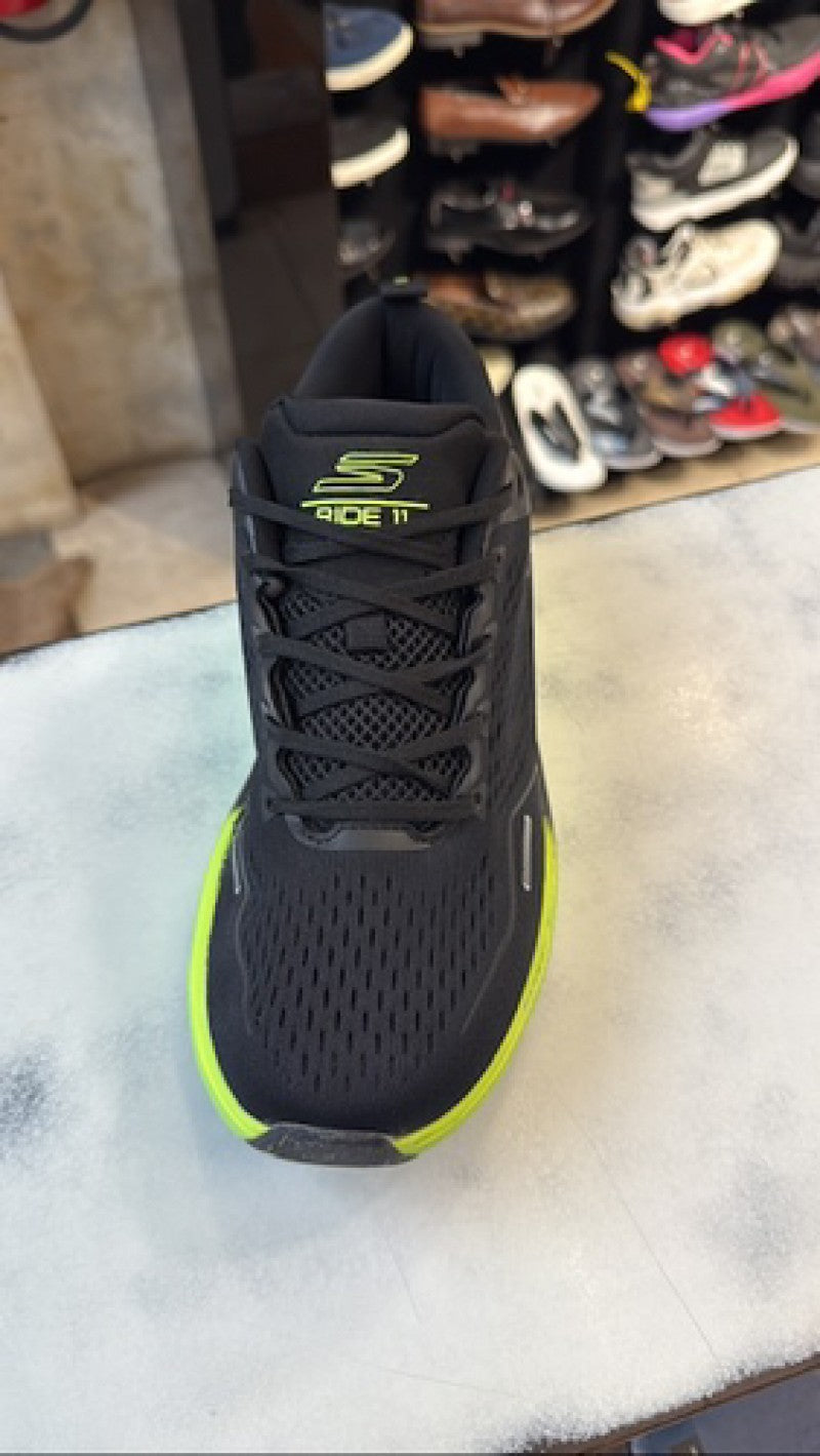 skecher Go run arch fit ride 11 black green