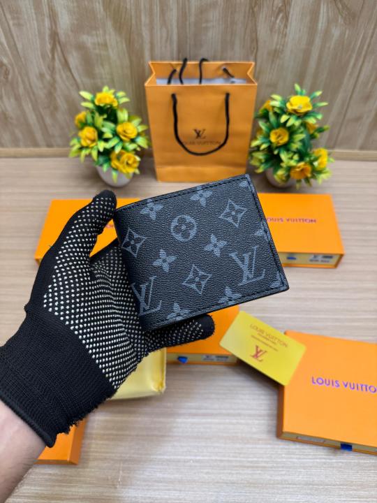 LOUIS VUITTON WALLET V816