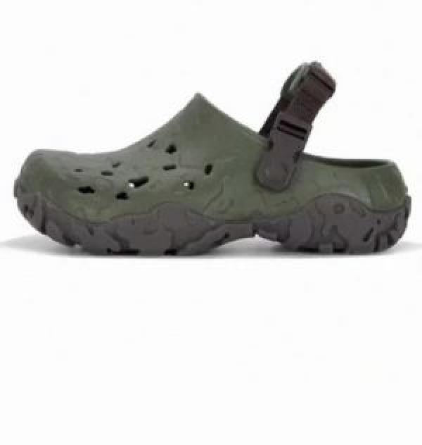 Crocs-all-terrain-atlas-army-green-clogs-sandals