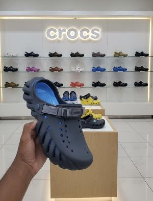Crocs-Echo-Clog-blue