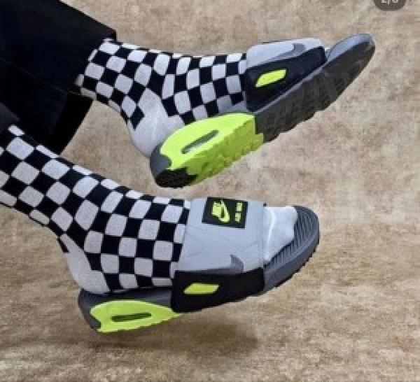 NIKE-AIR-MAX-90-slide-