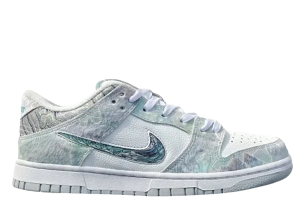 SB DNK YEAR OF THE DRAGON STEAM PUPPET